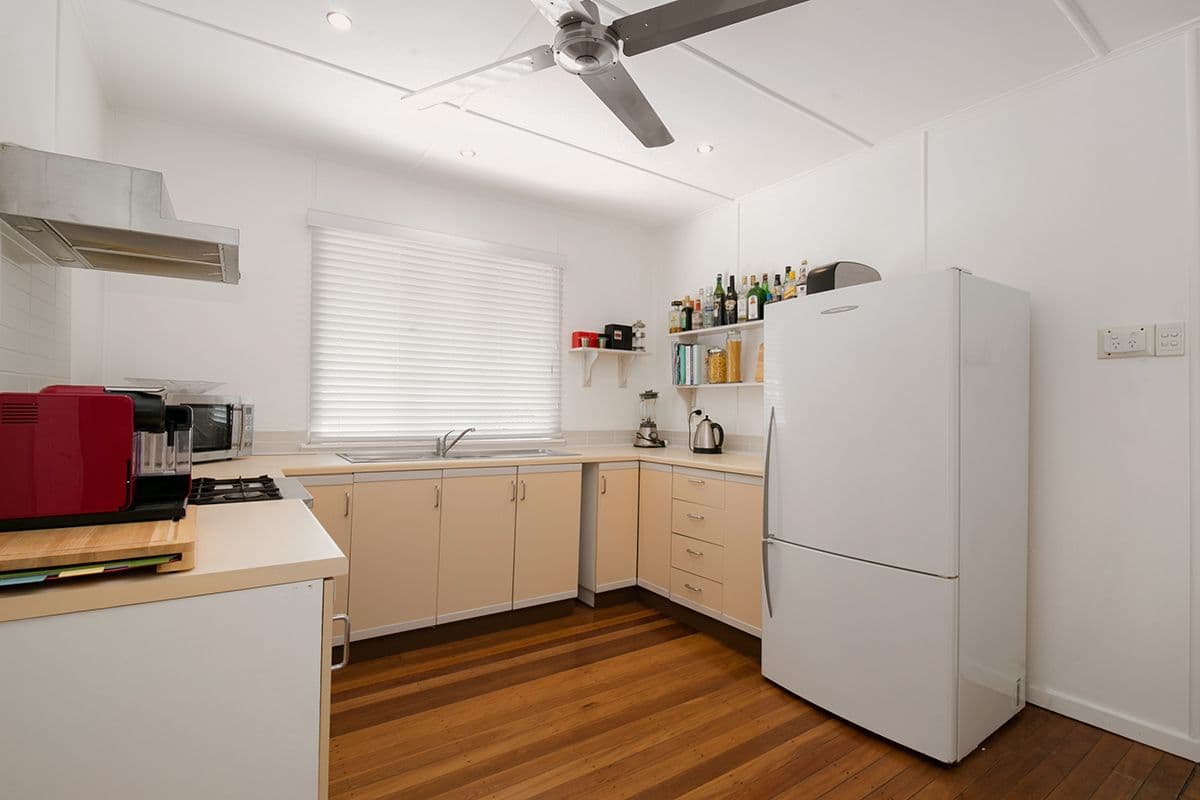 142 Temple Street, Coorparoo QLD 4151, Coorparoo - Thumbnail 5