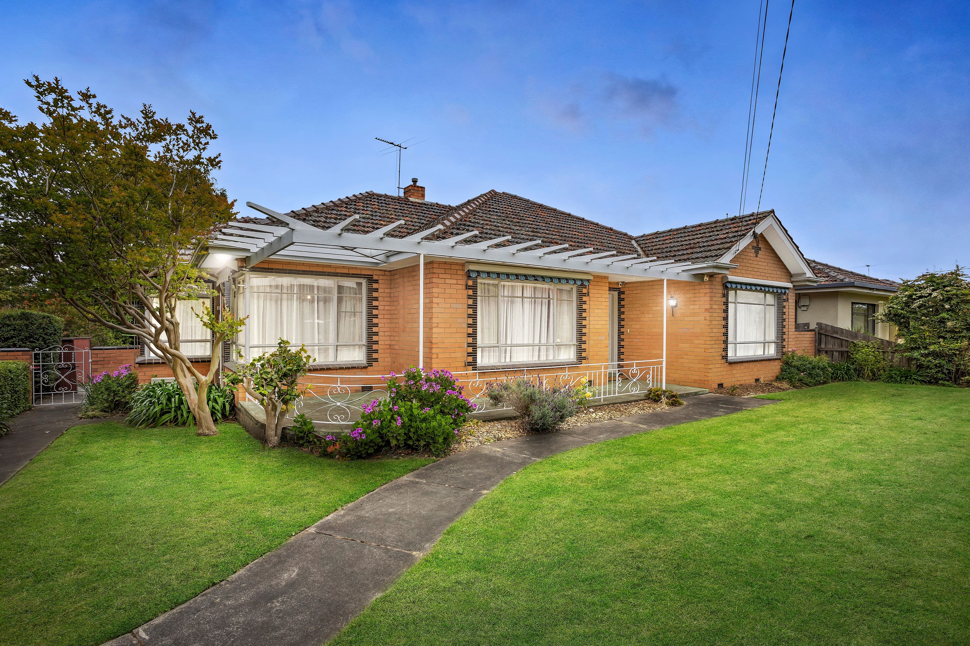 8 Torquay Avenue, Chadstone VIC 3148, Chadstone - Image 1