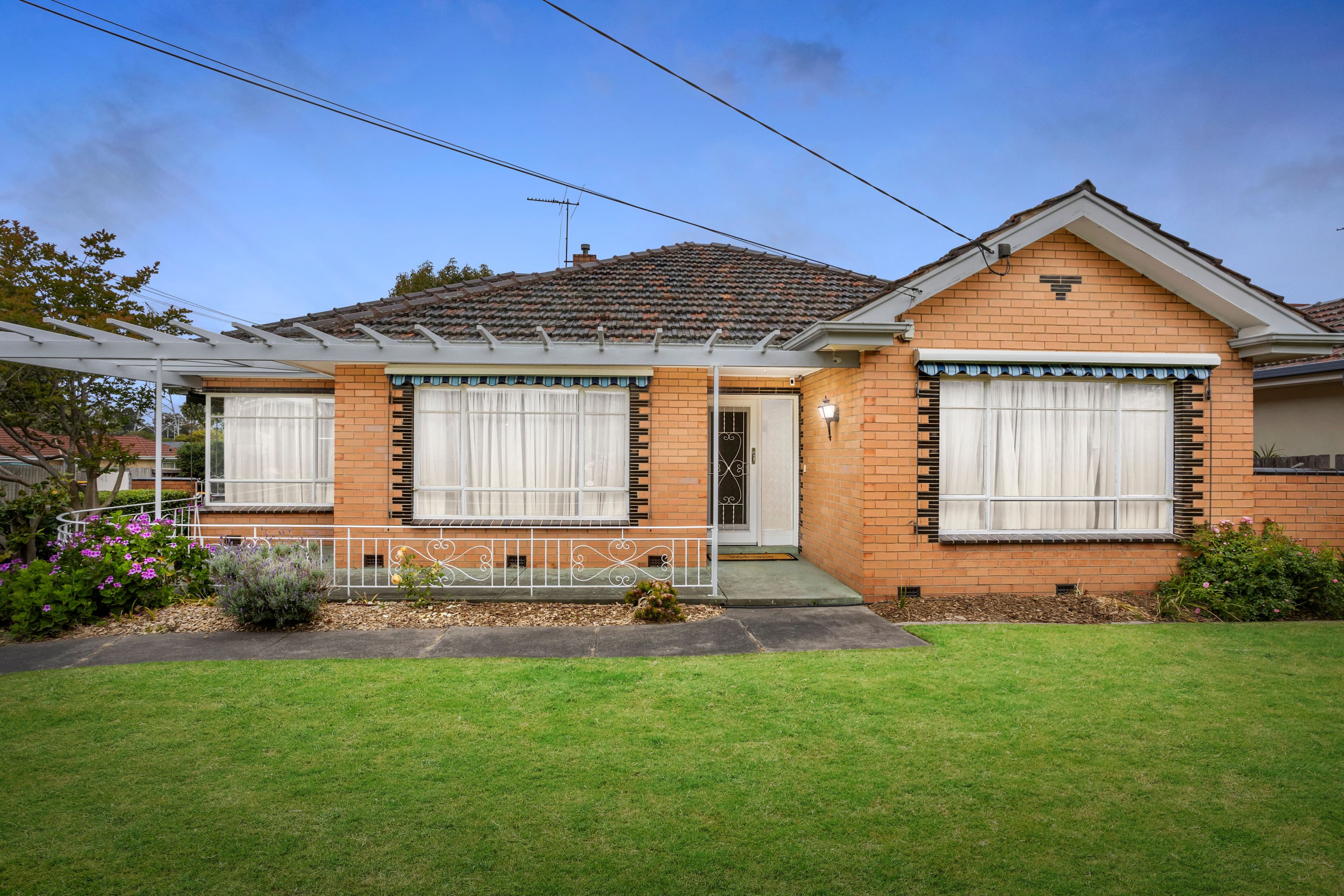 8 Torquay Avenue, Chadstone VIC 3148, Chadstone - Thumbnail 3