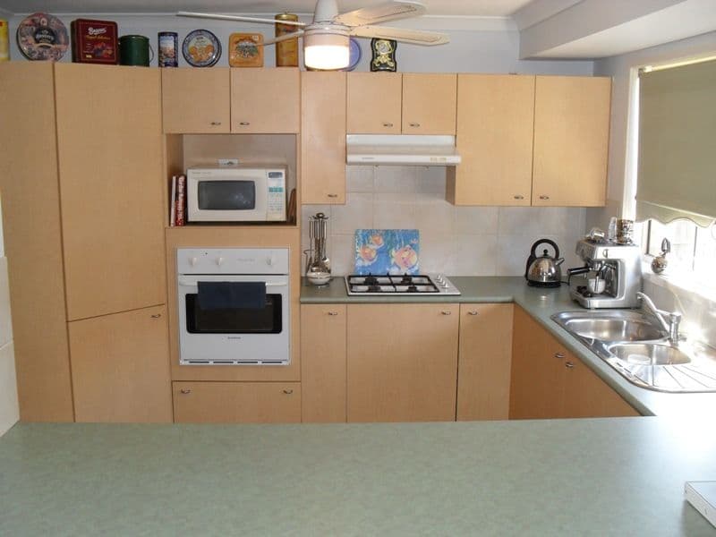 7 Robinson Crescent, RUNCORN QLD 4113, Runcorn - Thumbnail 2