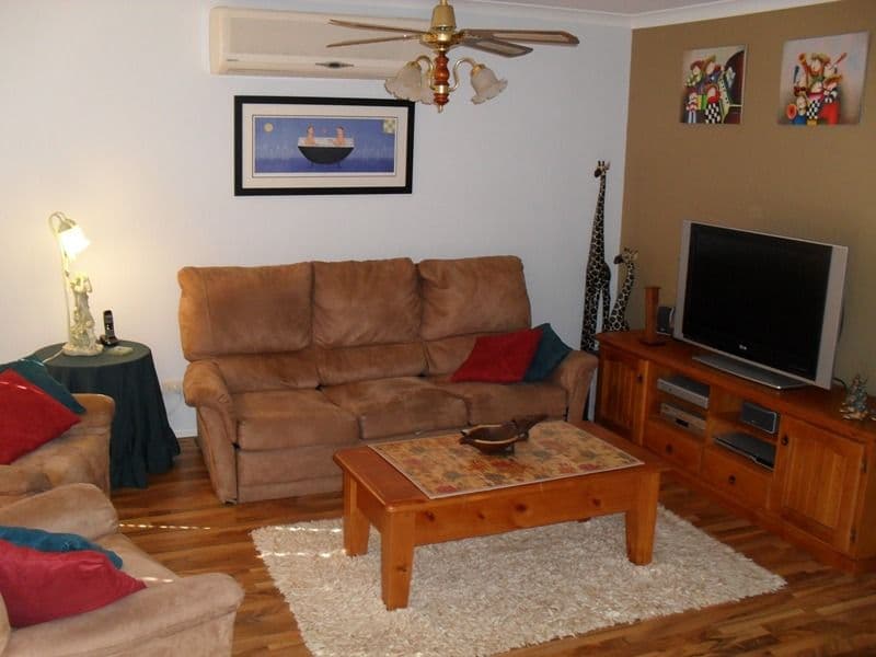 7 Robinson Crescent, RUNCORN QLD 4113, Runcorn - Thumbnail 4