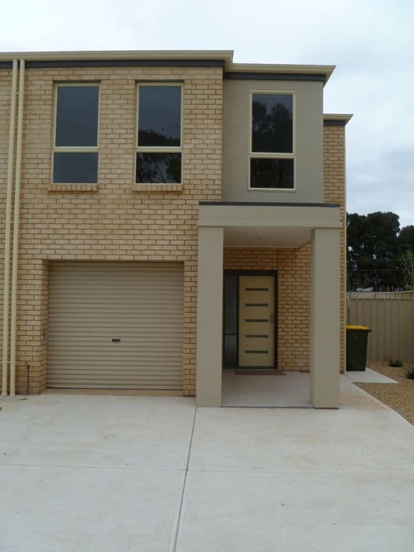 24 Arcoona Crescent, WINDSOR GARDENS SA 5087, Windsor Gardens - Image 1