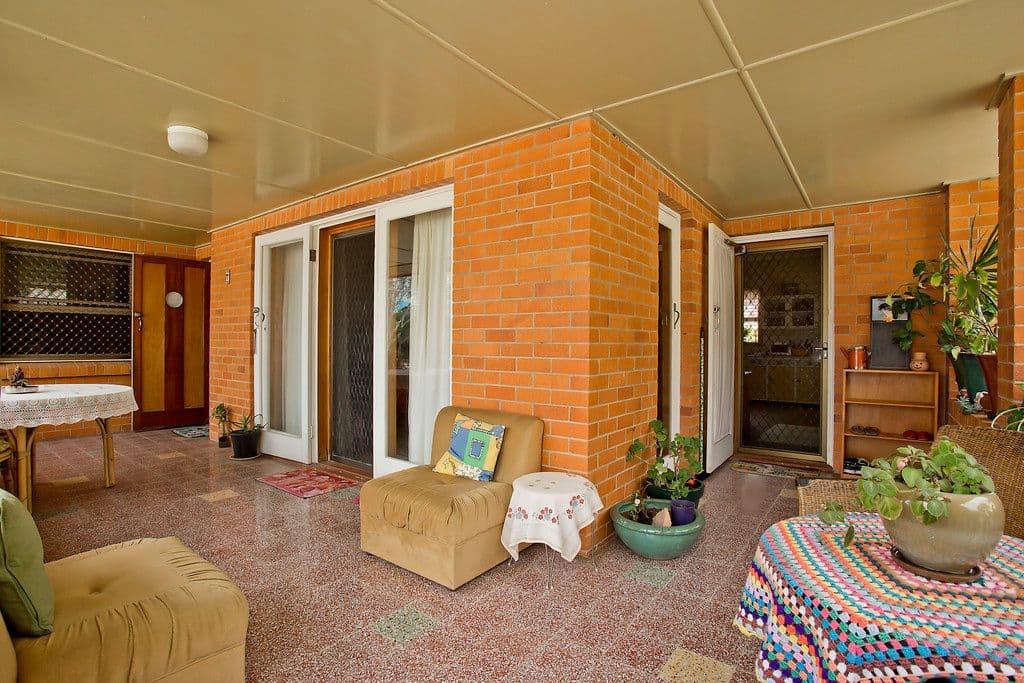 7 Taylor Street, BIGGERA WATERS QLD 4216, Biggera Waters - Thumbnail 3