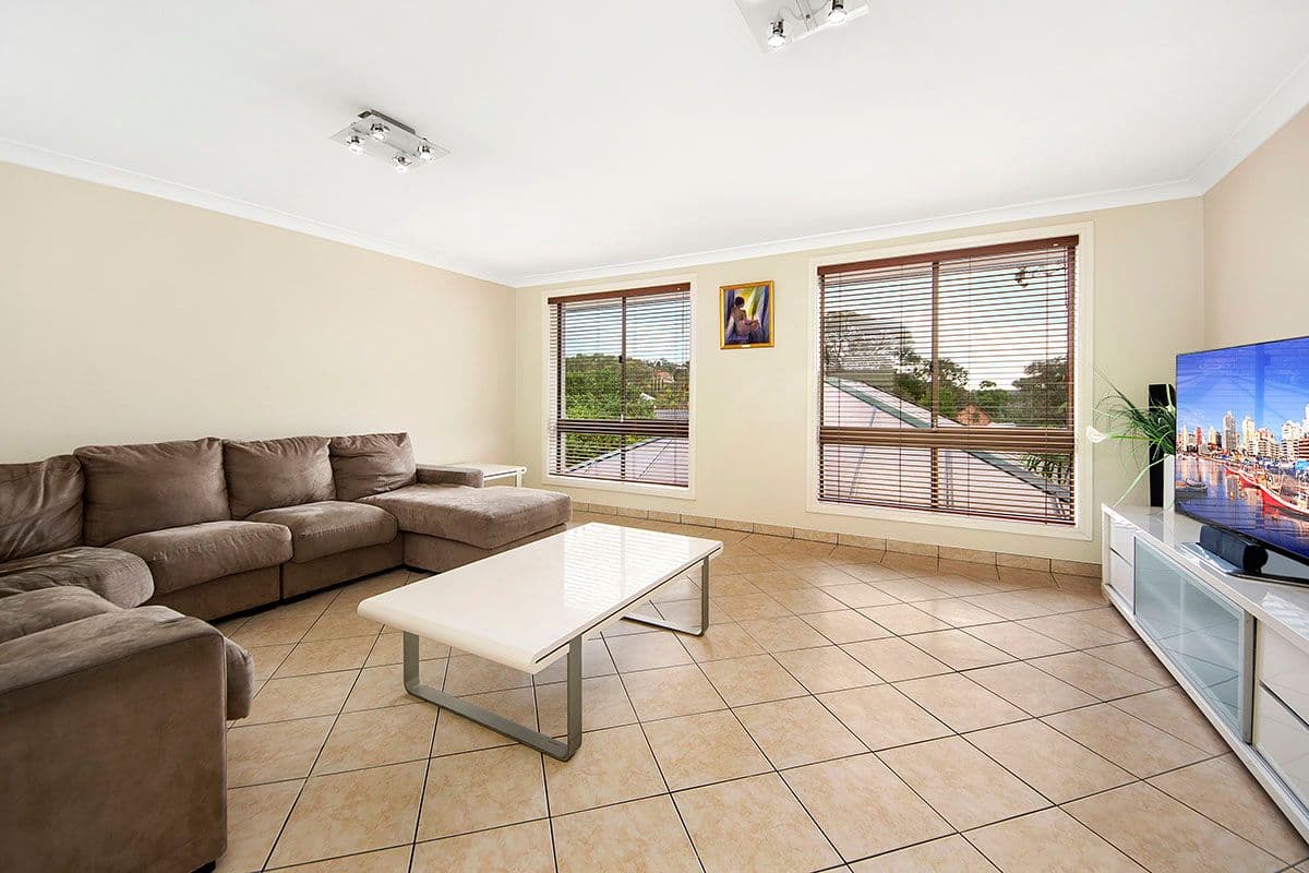 10 Tallowwood Close, Alfords Point NSW 2234, Alfords Point - Thumbnail 2