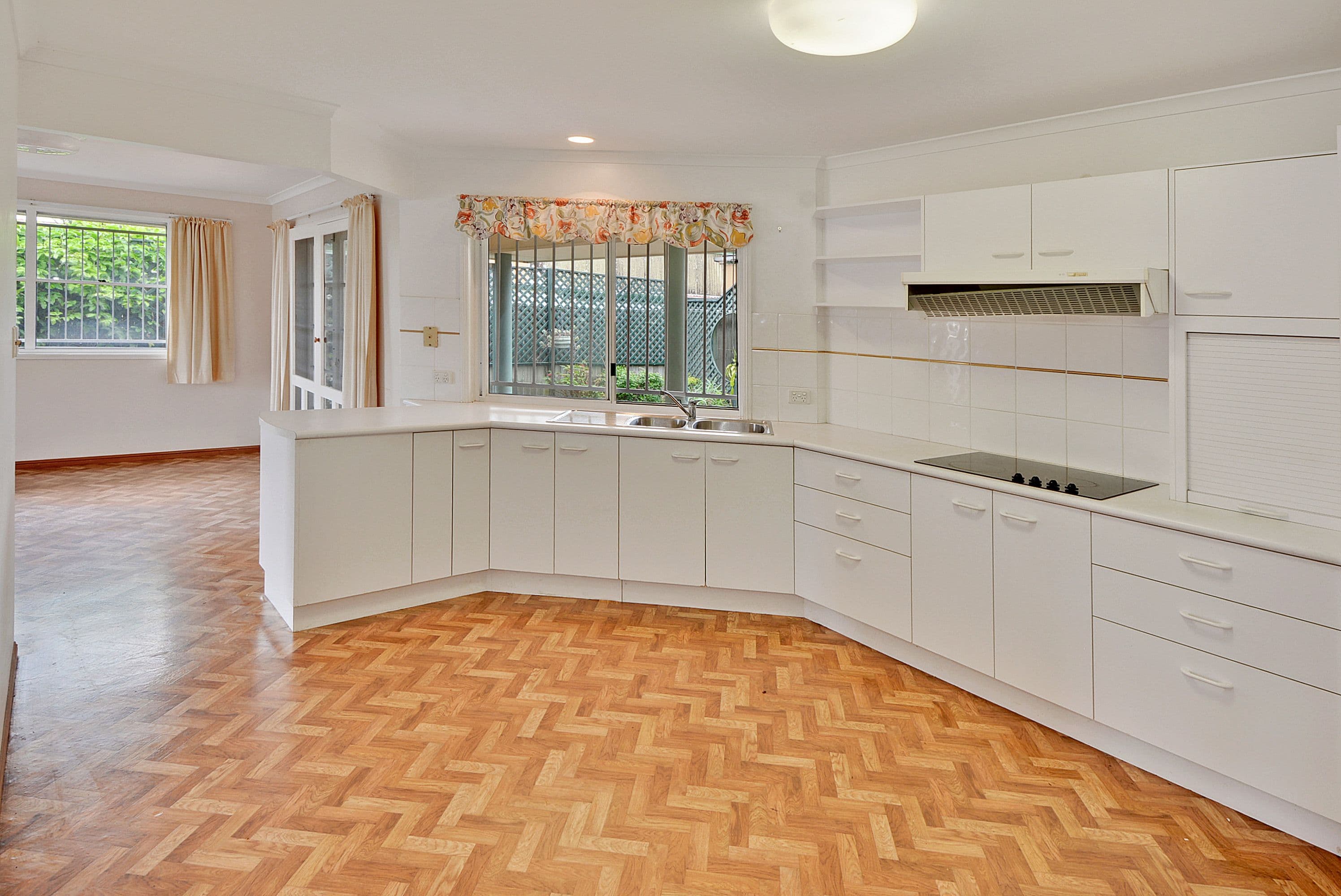 7 Kalinga Street, Caloundra QLD 4551, Caloundra - Thumbnail 4