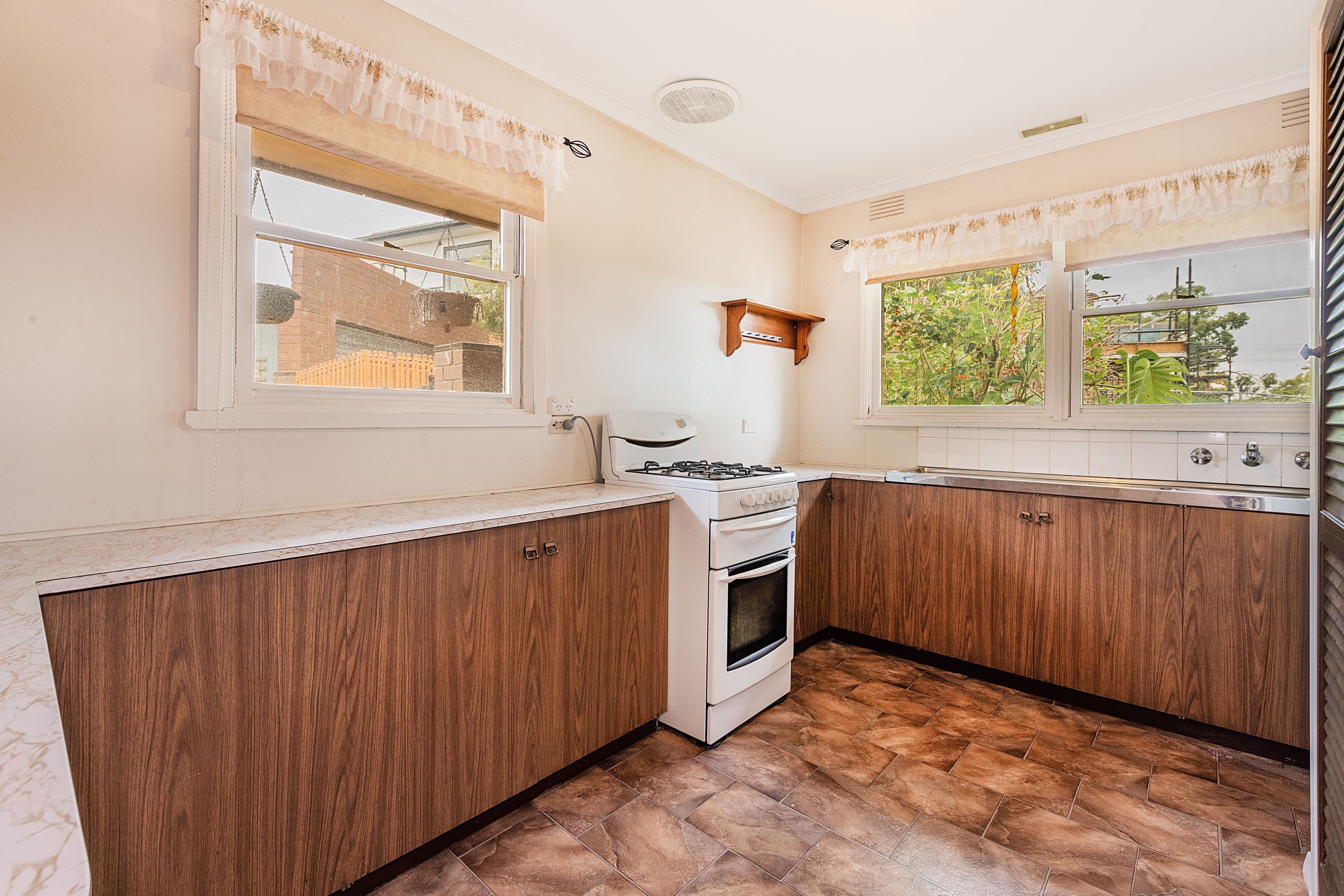 3 Brice Grove, Knoxfield VIC 3180, Knoxfield - Thumbnail 6