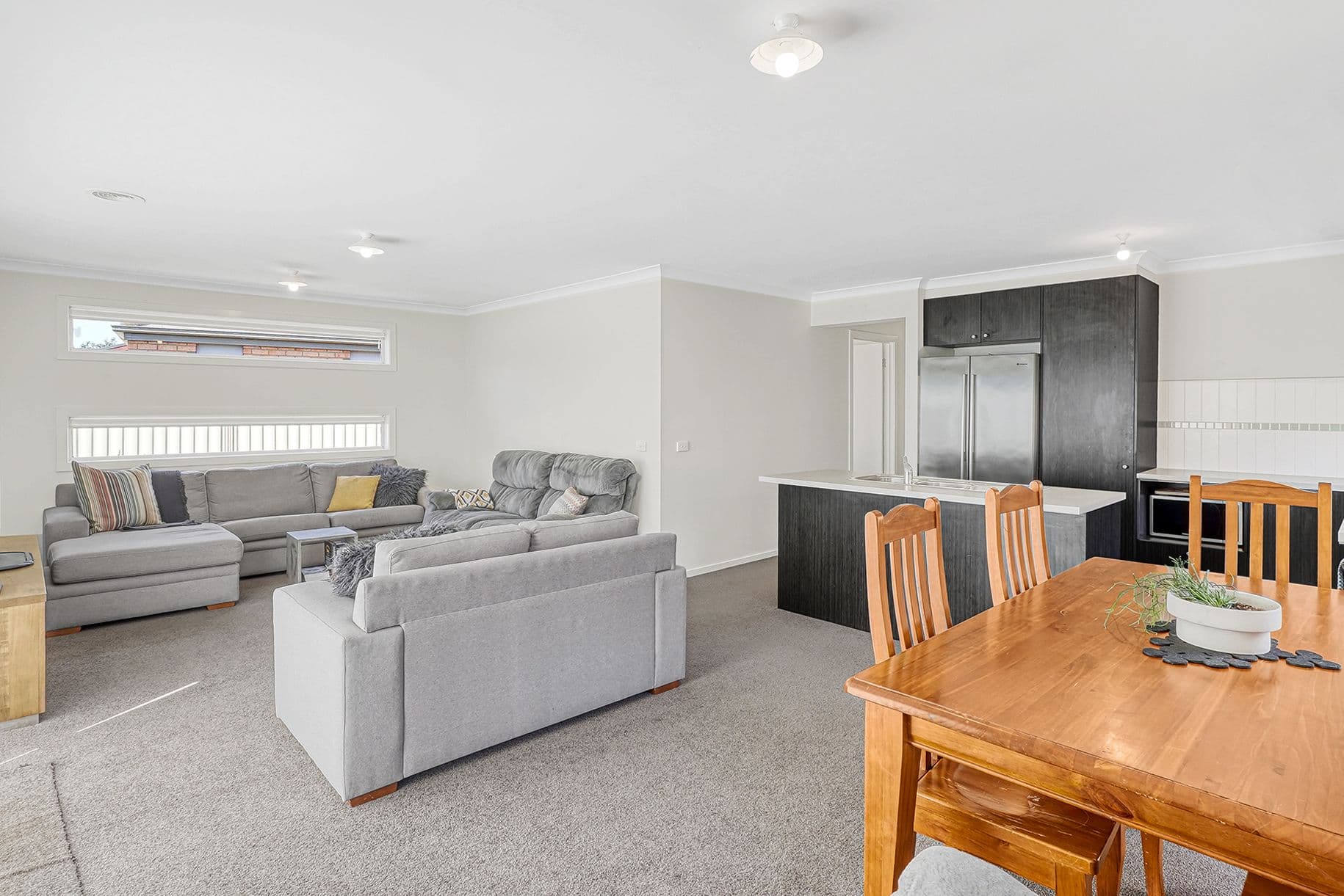 11 Serenity Street, Pakenham VIC 3810, Pakenham - Thumbnail 6