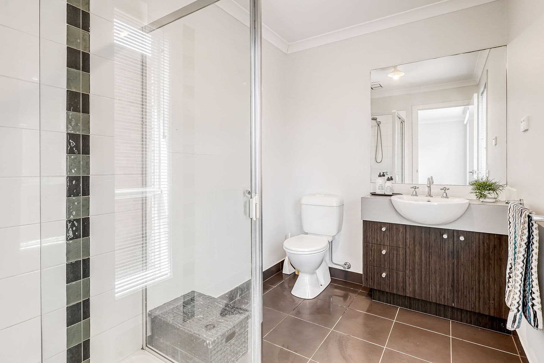 11 Serenity Street, Pakenham VIC 3810, Pakenham - Thumbnail 8