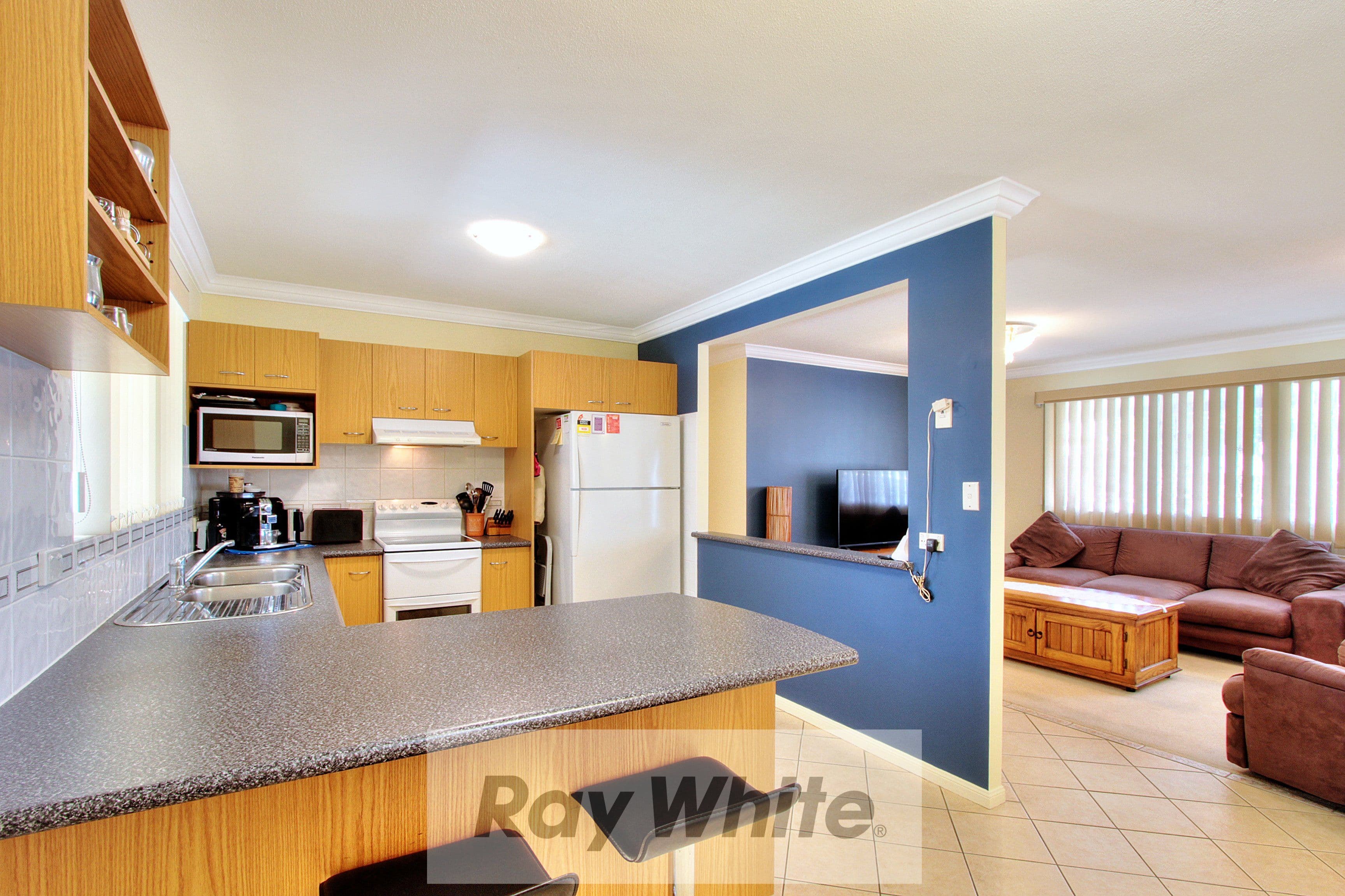 8 Blackton Street, Logan Central QLD 4114, Logan Central - Thumbnail 2