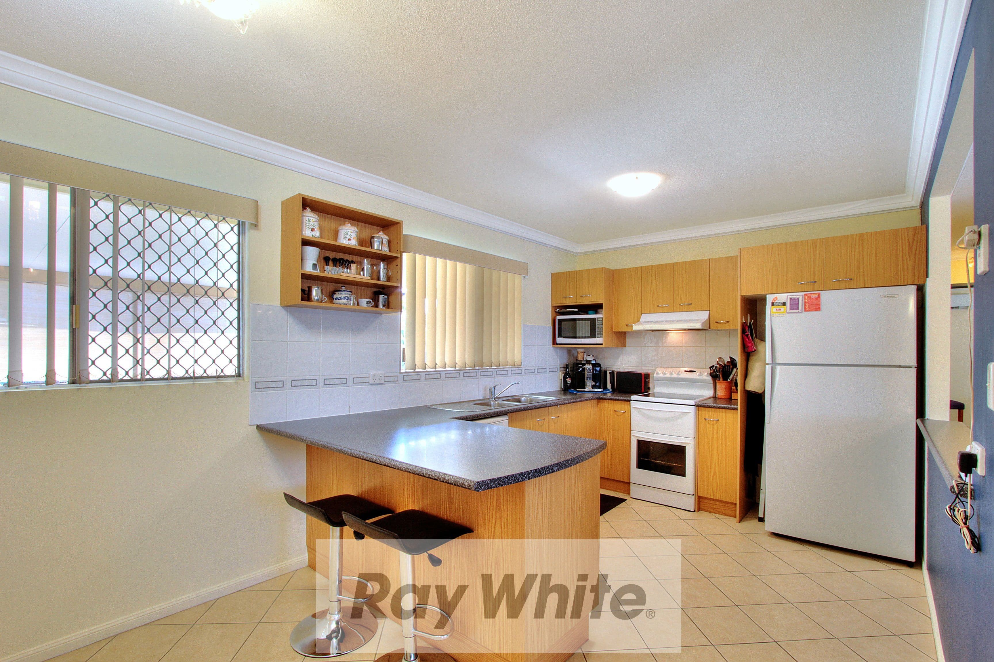 8 Blackton Street, Logan Central QLD 4114, Logan Central - Thumbnail 3