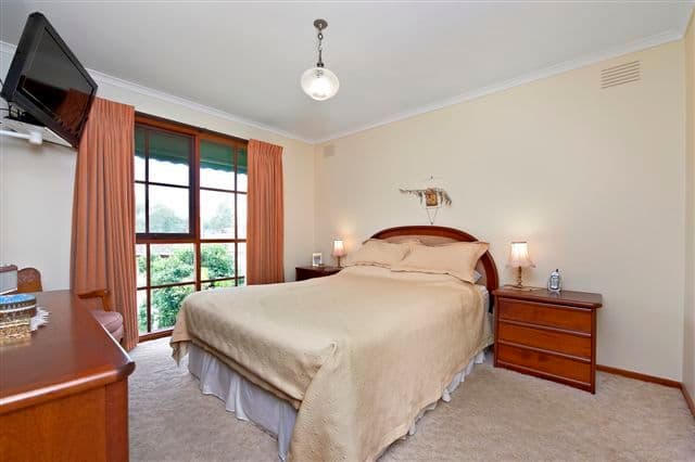 5 Jacaranda Place, VIEWBANK VIC 3084, Viewbank - Thumbnail 4