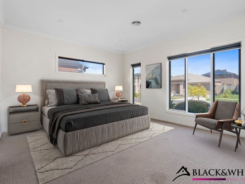 14 Lambro Way, Point Cook VIC 3030, Point Cook - Thumbnail 4