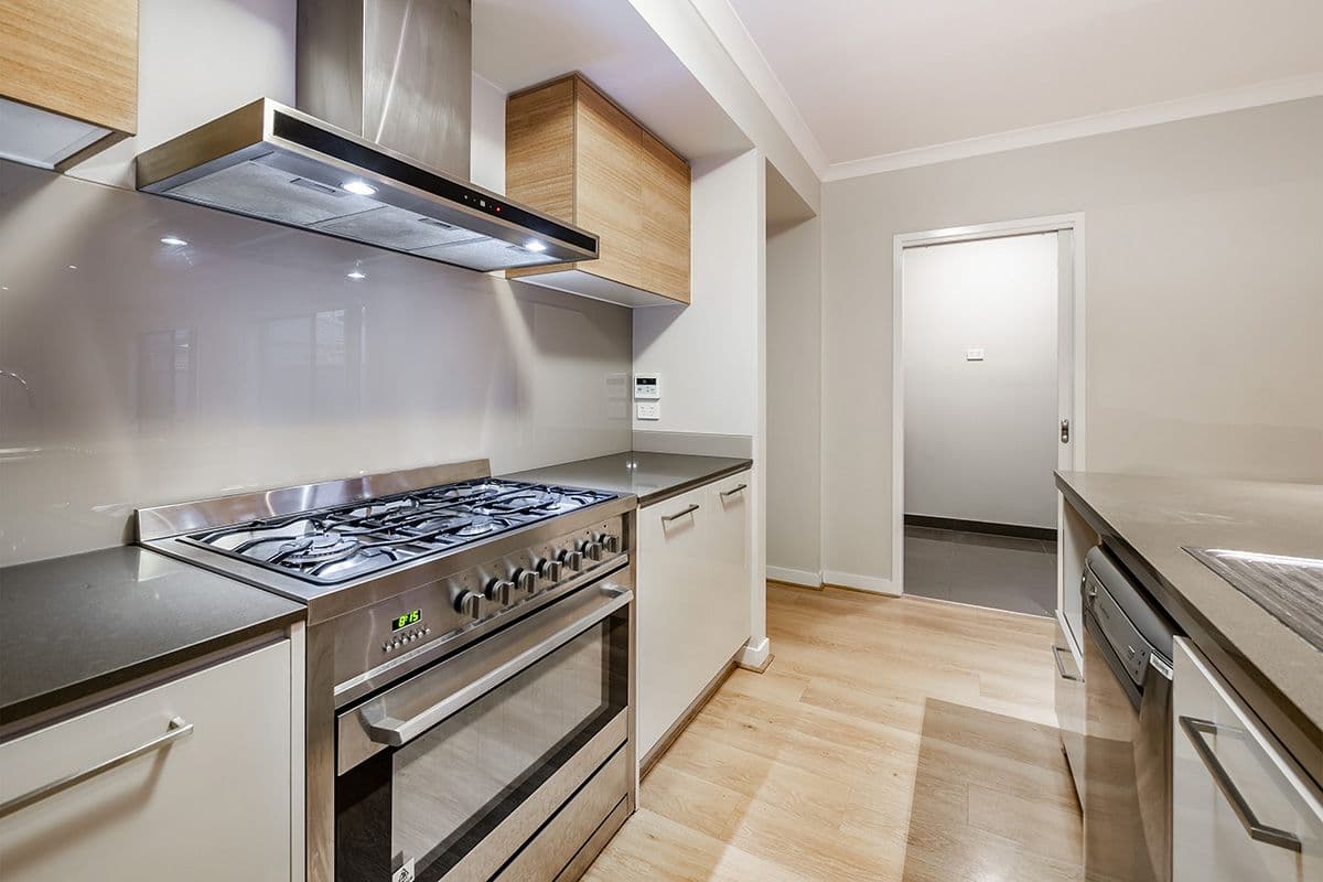 6 Jonesys Lane, Clyde North VIC 3978, Clyde North - Thumbnail 5