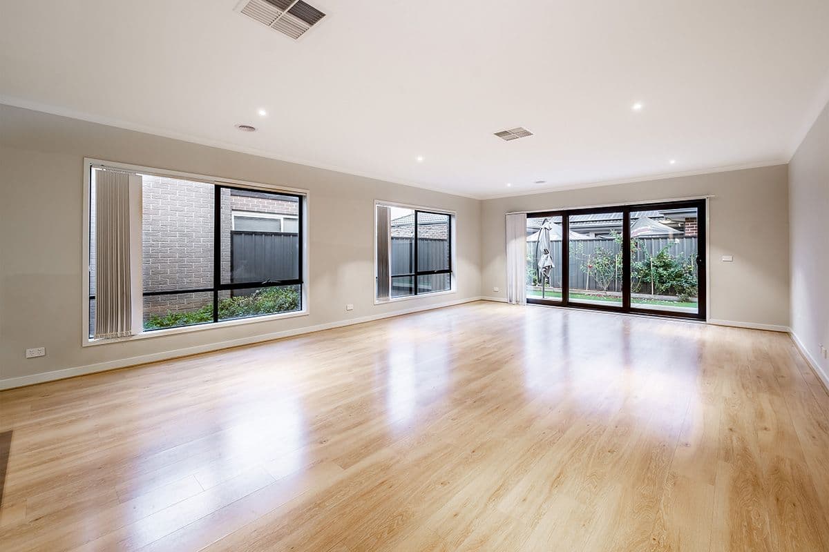 6 Jonesys Lane, Clyde North VIC 3978, Clyde North - Thumbnail 7