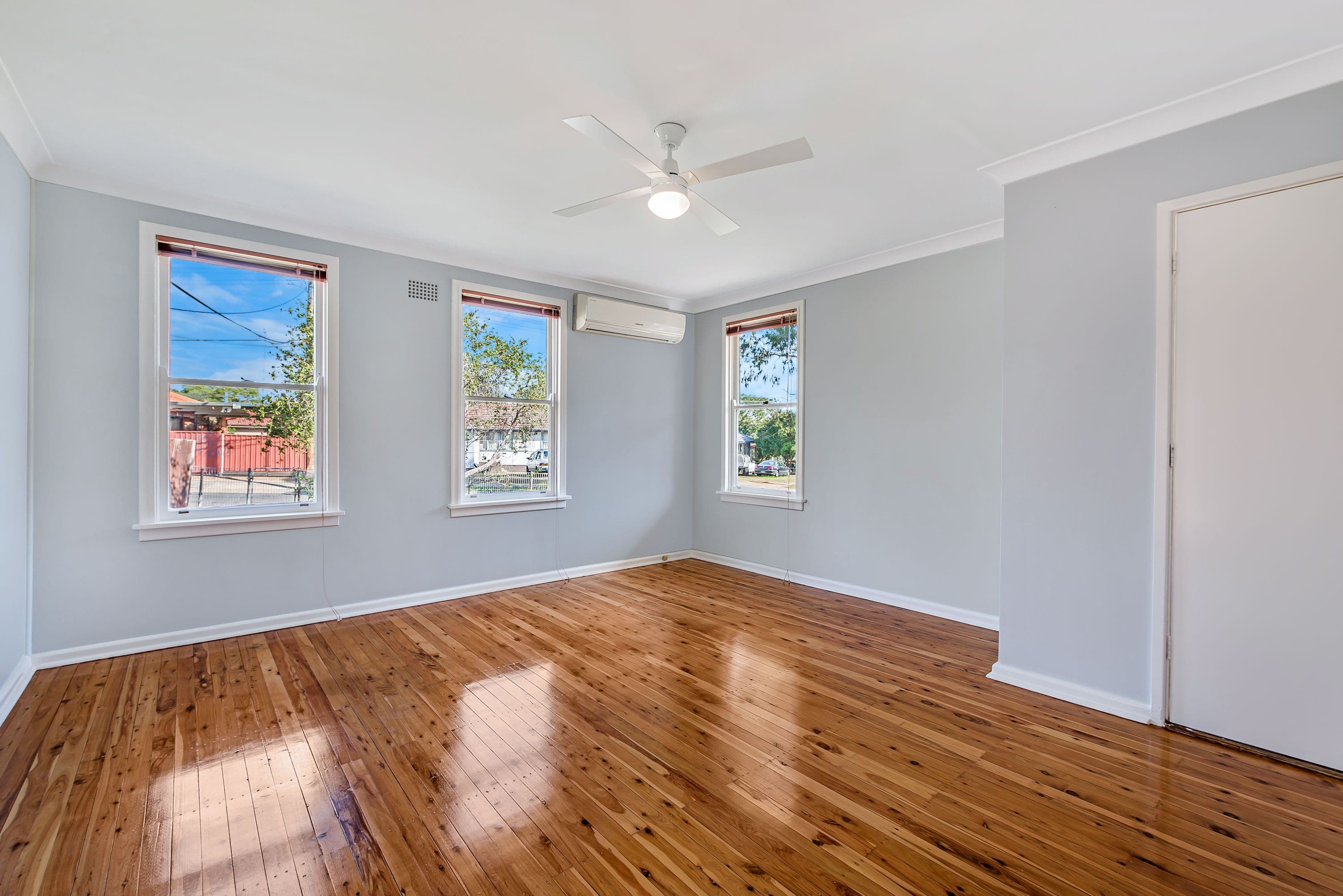 31 Kista Dan Avenue, Tregear NSW 2770, Tregear - Thumbnail 2
