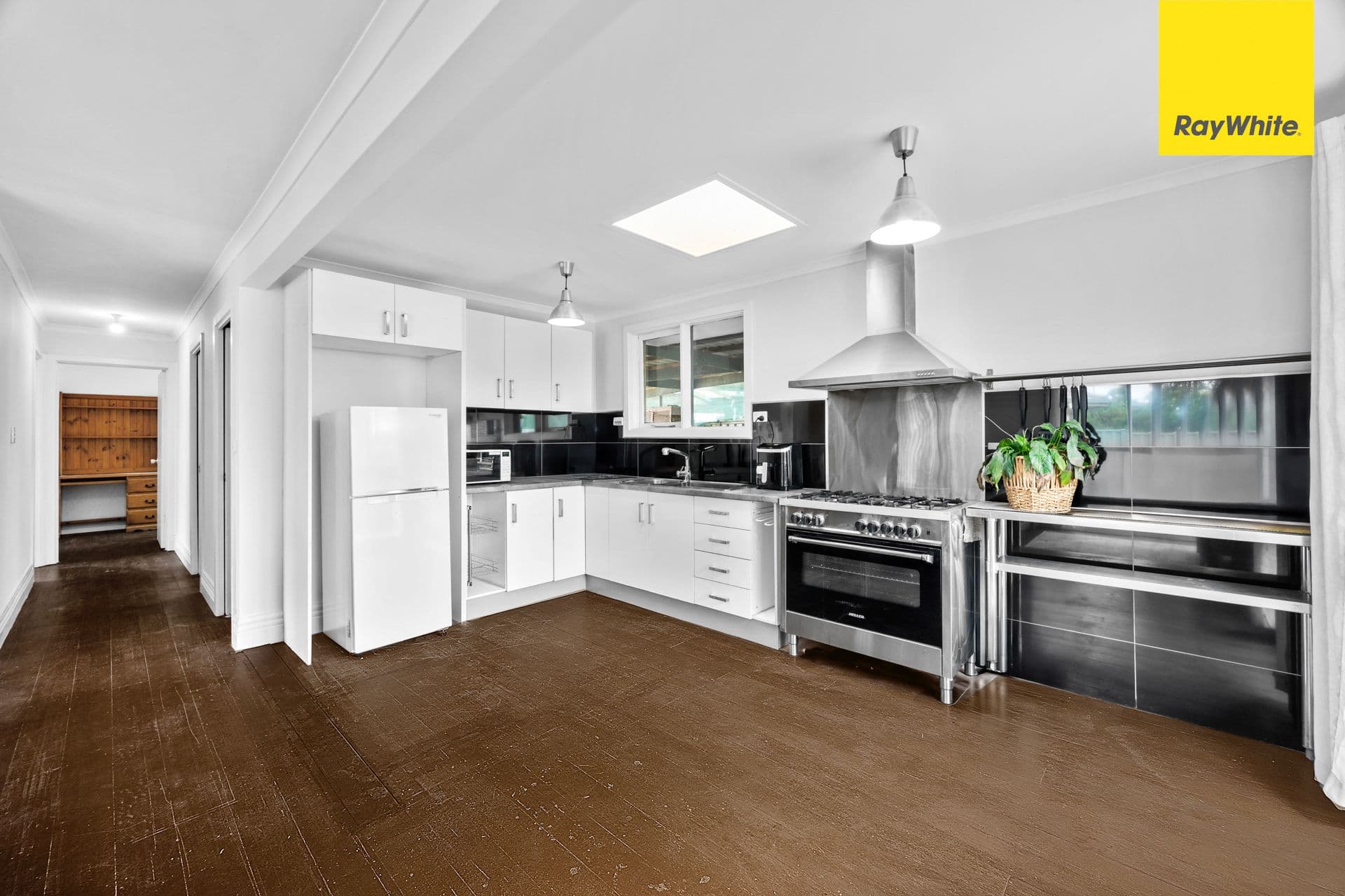 26 Callanan Drive, Melton South VIC 3338, Melton South - Thumbnail 4