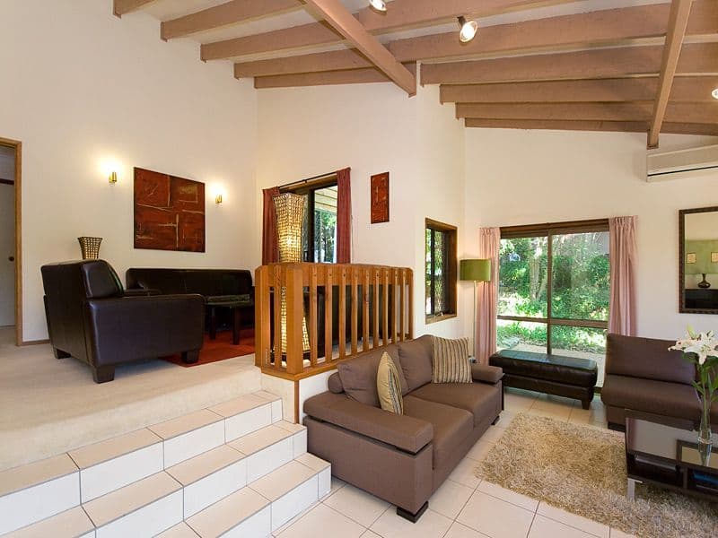 4 Vanimo Street, CHAPEL HILL QLD 4069, Chapel Hill - Thumbnail 5