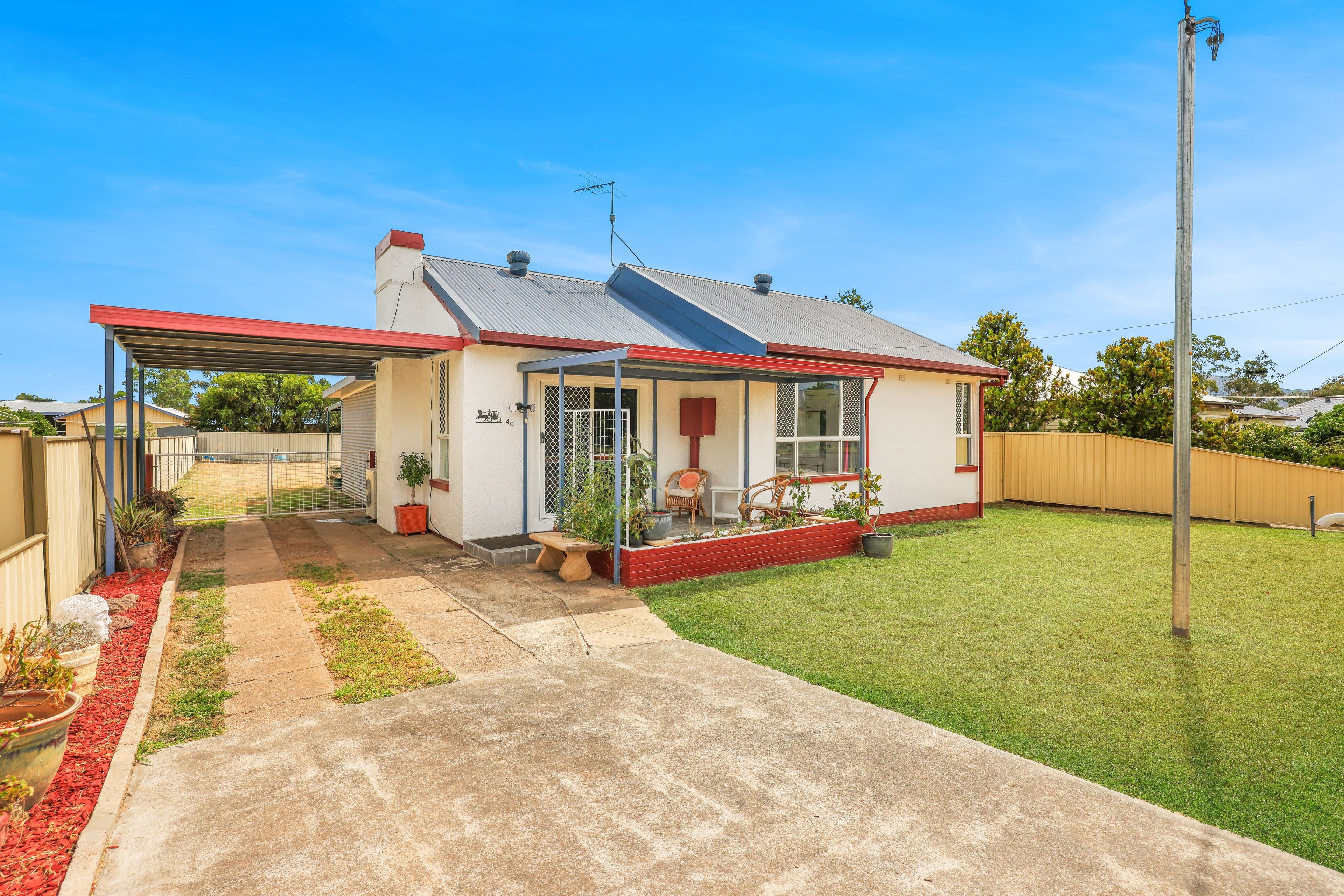 40 Vera Street, Tamworth NSW 2340, South Tamworth - Image 1