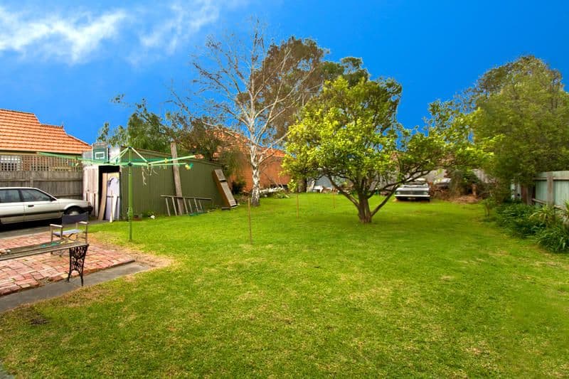 50 Golflinks Avenue, OAKLEIGH VIC 3166, Oakleigh - Thumbnail 2