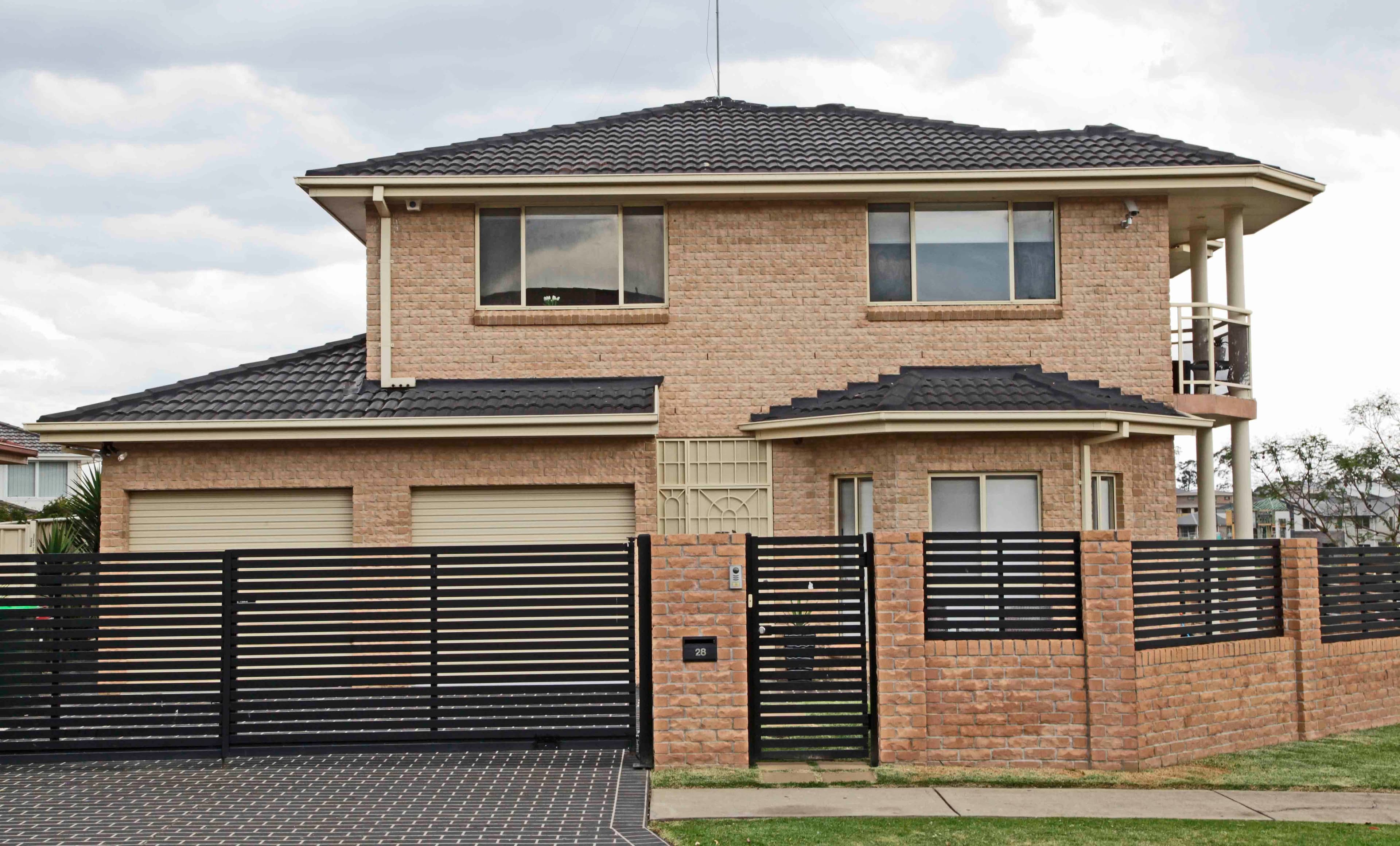 28 Tudor Crescent, CECIL HILLS NSW 2171, Cecil Hills - Thumbnail 2