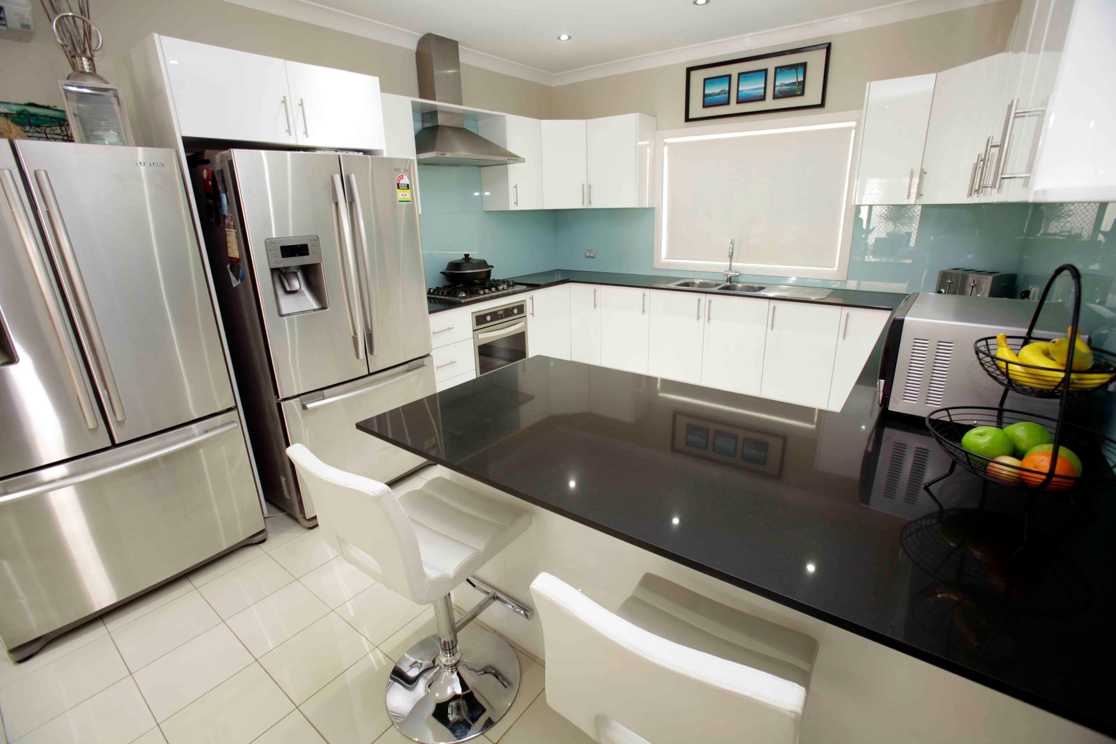 28 Tudor Crescent, CECIL HILLS NSW 2171, Cecil Hills - Thumbnail 5