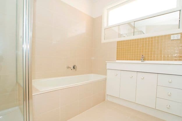 27 Thea Grove, DONCASTER EAST VIC 3109, Doncaster East - Thumbnail 5