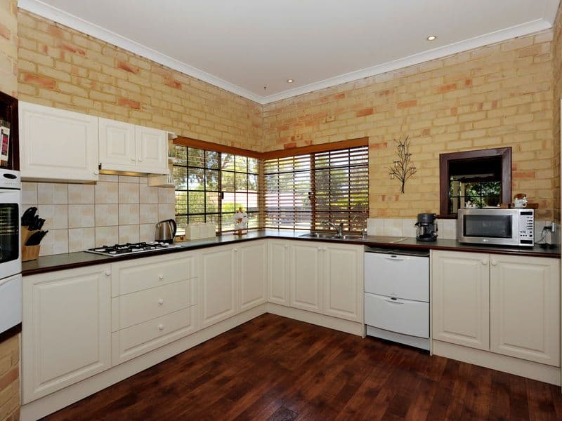 31 Brodie Court, BALDIVIS WA 6171, Baldivis - Thumbnail 3