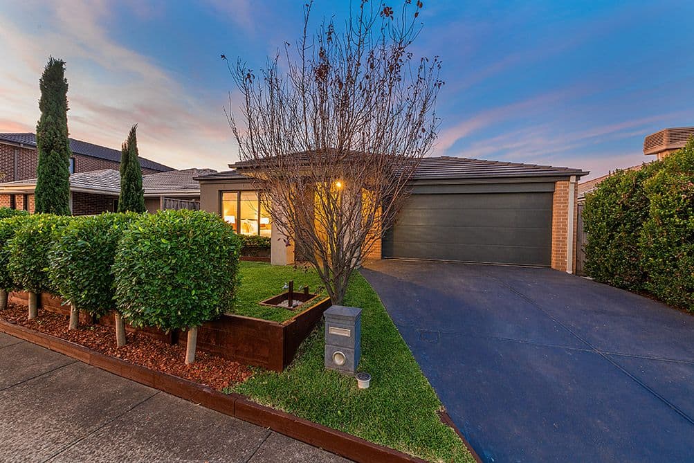 27 Livida Circuit, Lyndhurst VIC 3975, Lyndhurst - Image 1