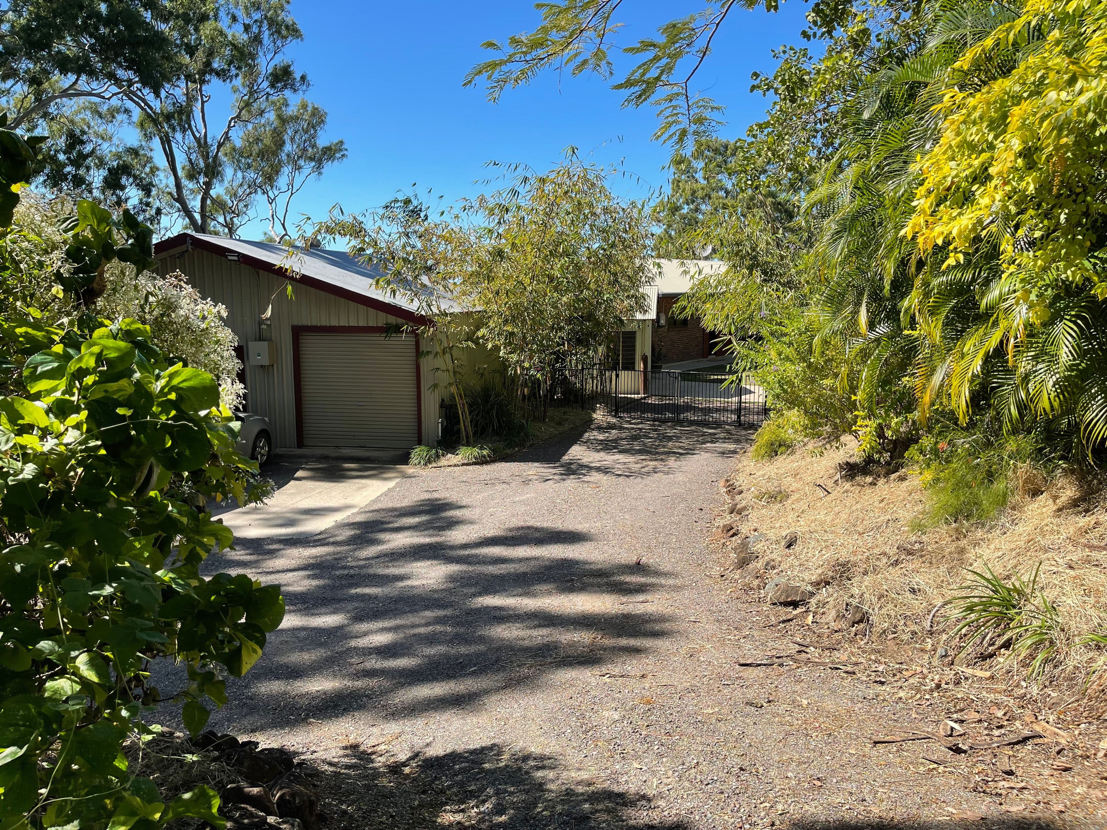 33 Cilla Hill Court, Sarina Beach QLD 4737, Sarina Beach - Thumbnail 5