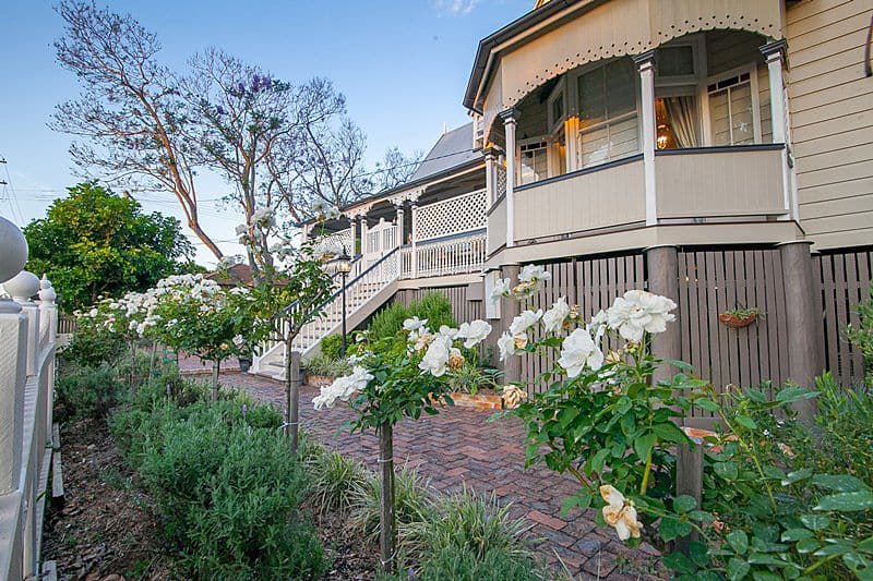 4 Briggs Road, Eastern Heights QLD 4305, Eastern Heights - Thumbnail 2