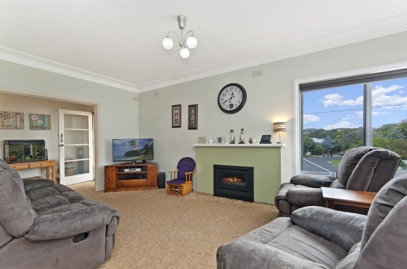 26 Belmore Road, Warrnambool VIC 3280, Warrnambool - Thumbnail 2