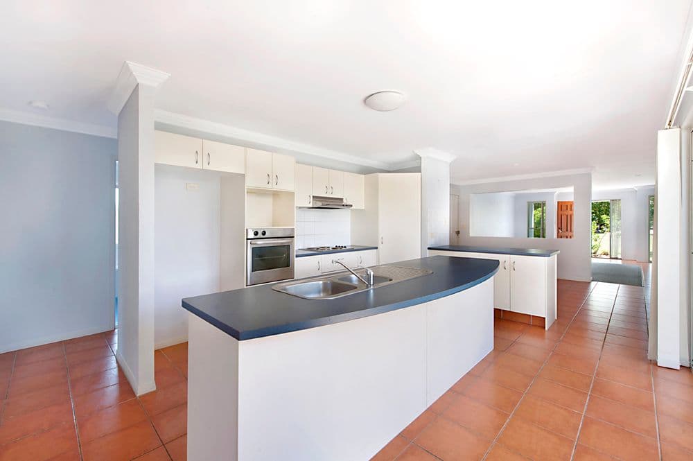 12 Ingrid Lane, COOMERA WATERS QLD 4209, Coomera - Thumbnail 2