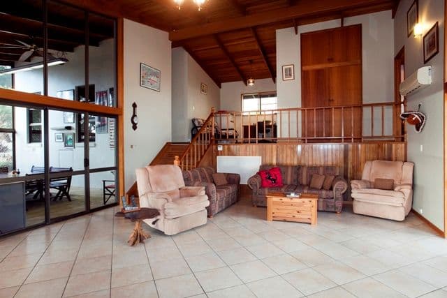 23 Warruga Street, CANNONVALE QLD 4802, Cannonvale - Thumbnail 6