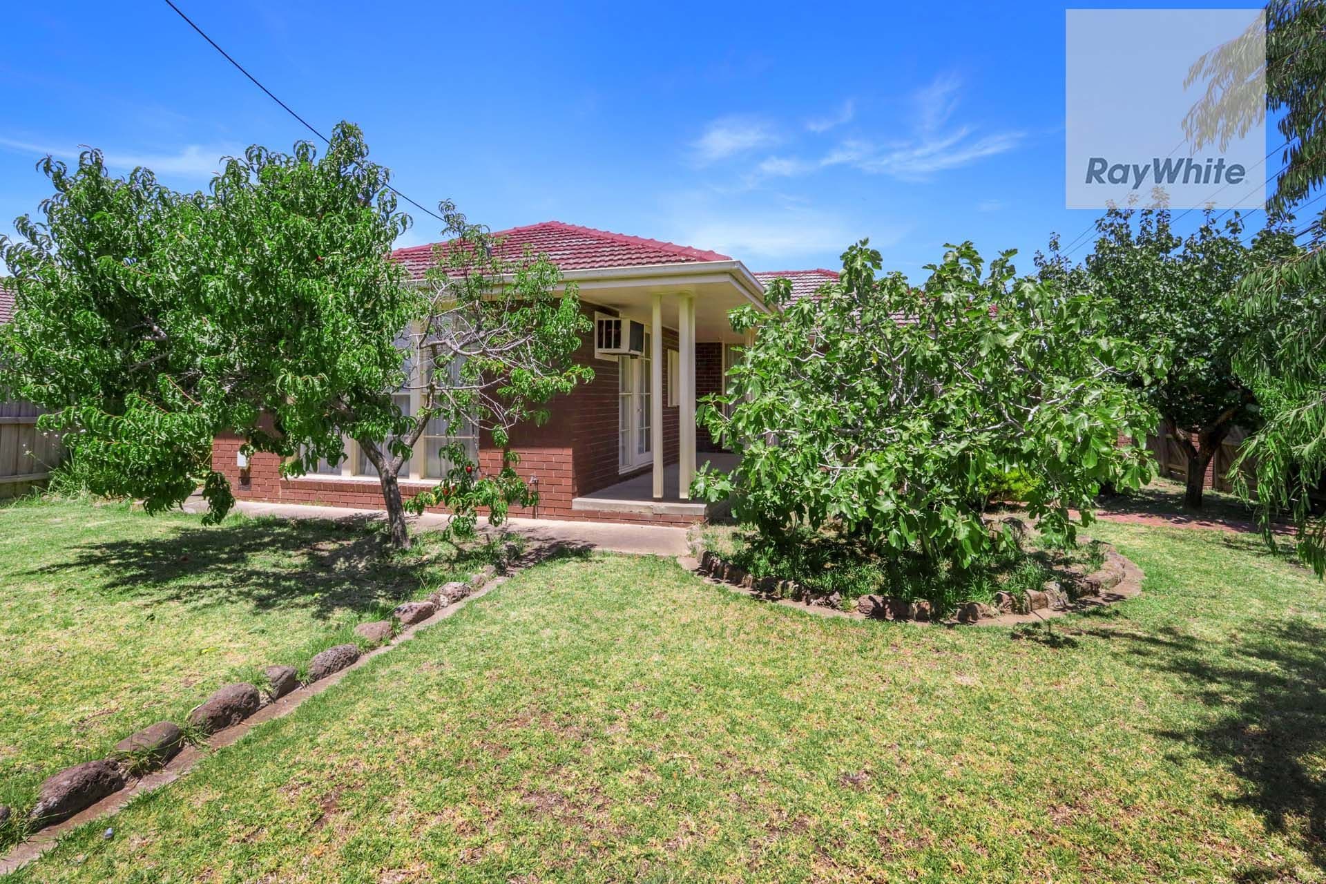 113 Taylor Drive, Gladstone Park VIC 3043, Gladstone Park - Image 1