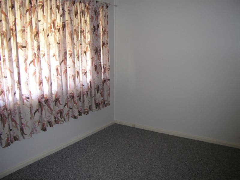 30 Coleman Road, PARKES NSW 2870, Parkes - Thumbnail 4