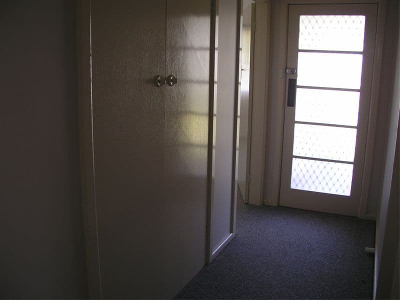 30 Coleman Road, PARKES NSW 2870, Parkes - Thumbnail 7