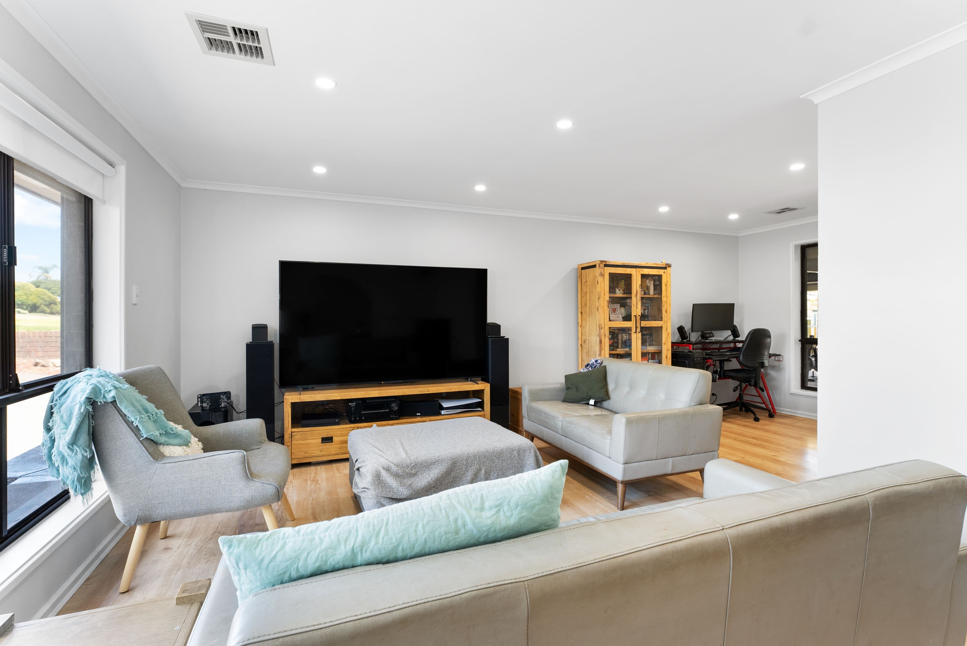 26 Megunya Crescent, Craigmore SA 5114, Craigmore - Thumbnail 4