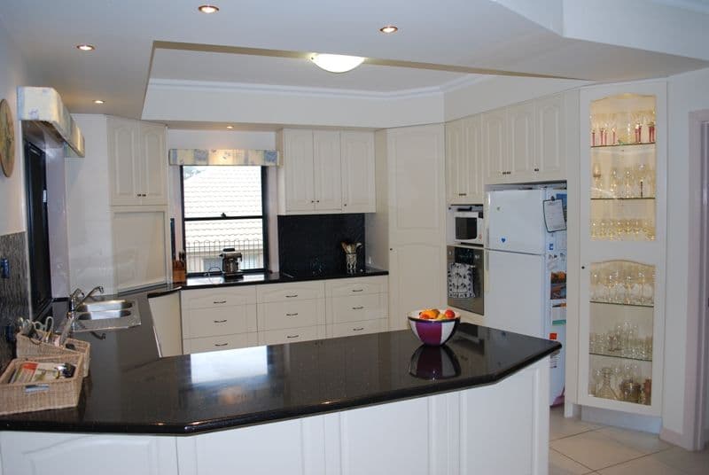 8 Leelaben Place, EIGHT MILE PLAINS QLD 4113, Eight Mile Plains - Thumbnail 5