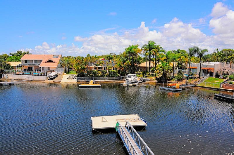 6 Pimaga Place, RUNAWAY BAY QLD 4216, Runaway Bay - Thumbnail 4