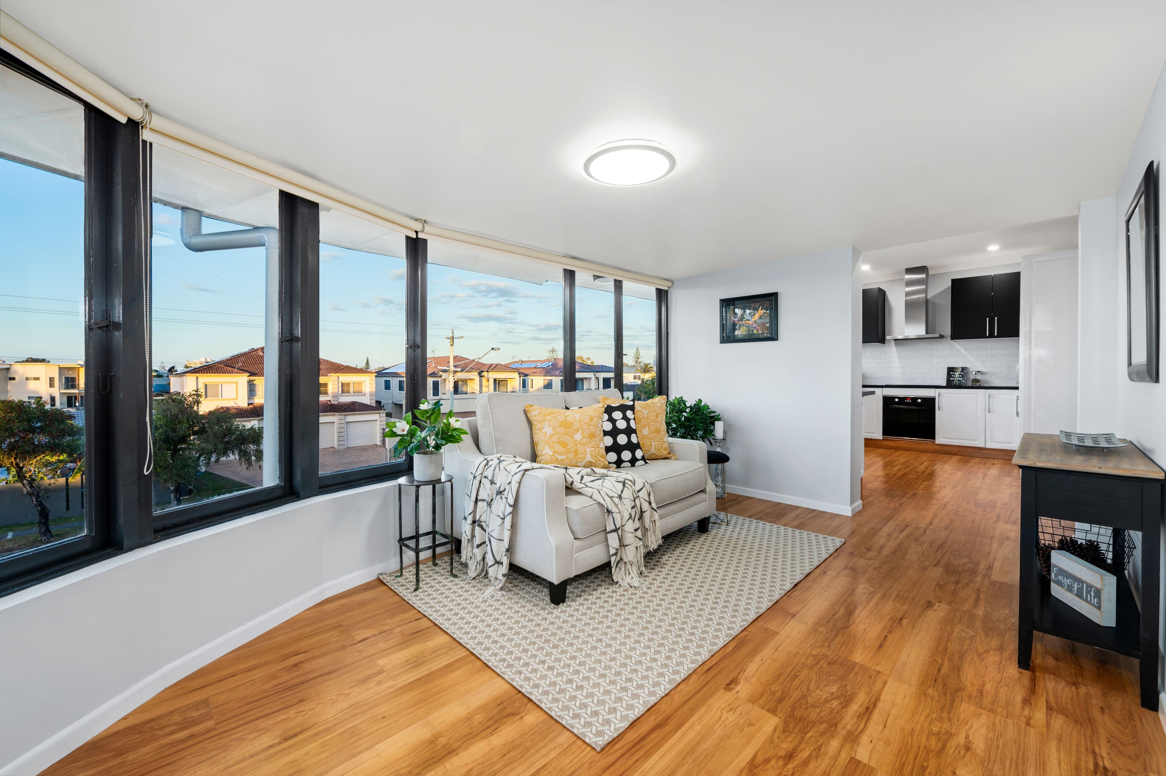 58 Hollywell Road, Biggera Waters QLD 4216, Biggera Waters - Thumbnail 4