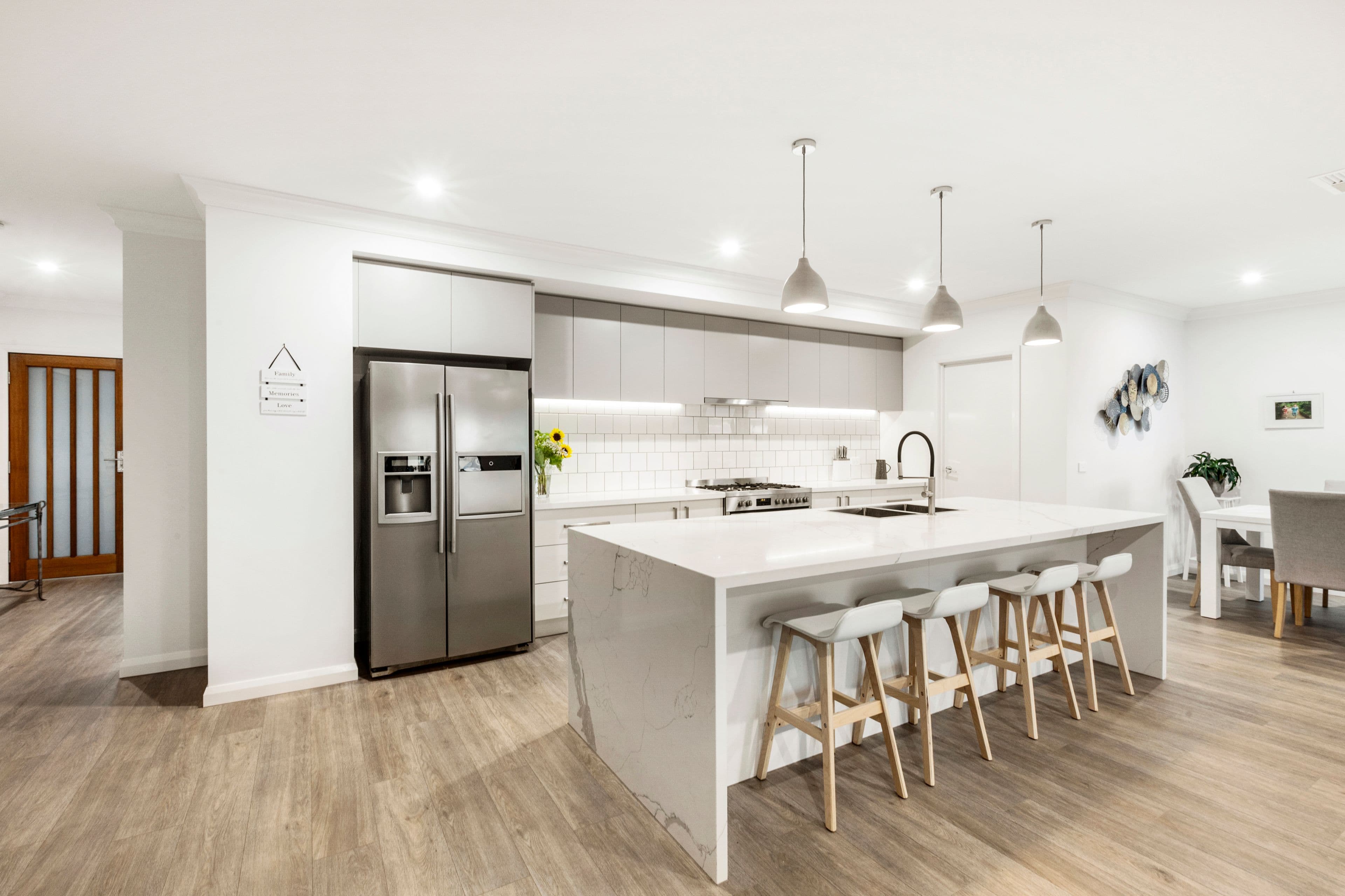 30 Coobowie Drive, Doreen VIC 3754, Doreen - Thumbnail 2