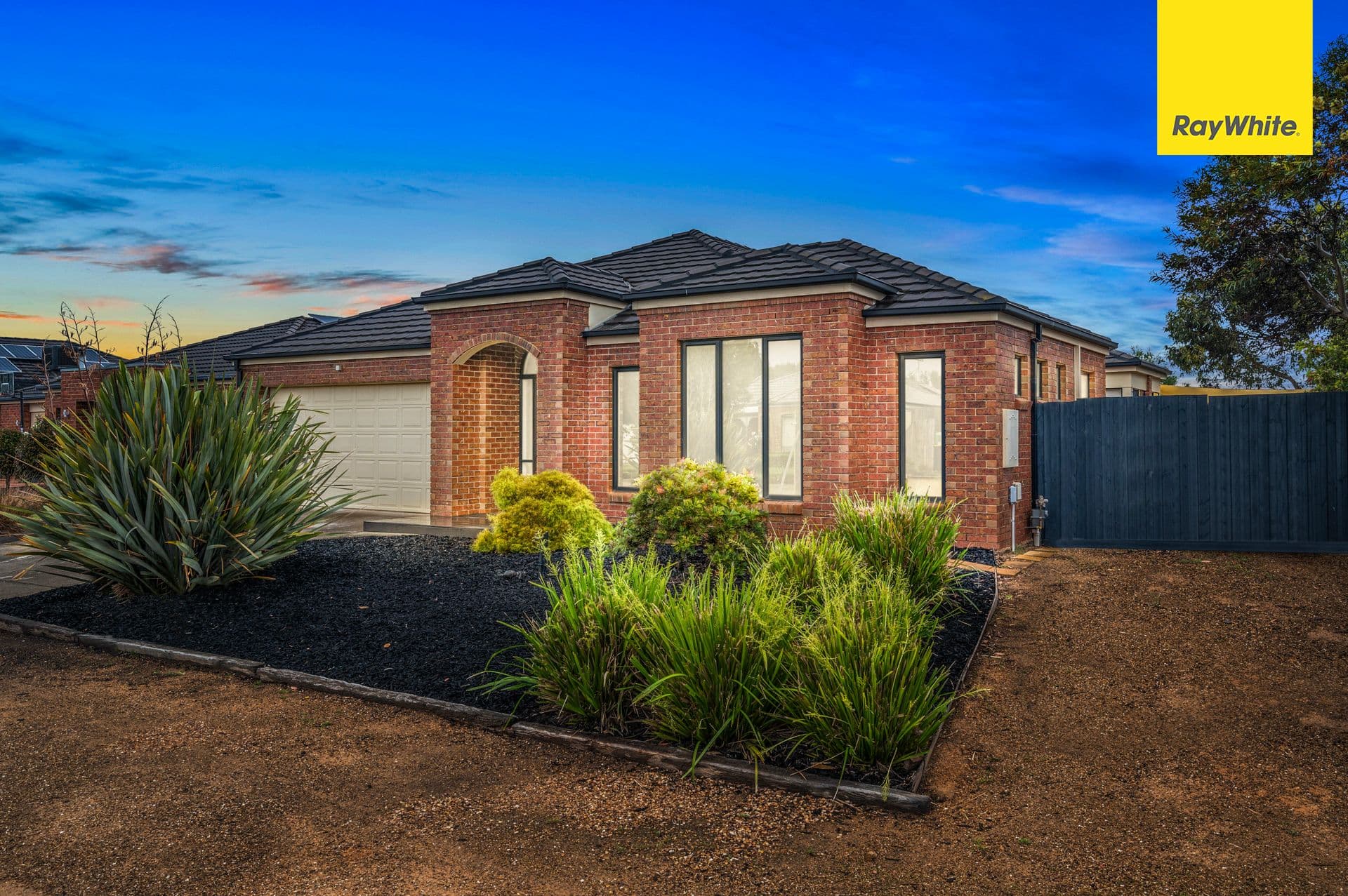 13 Carlyon Close, Melton West VIC 3337, Melton West - Thumbnail 2