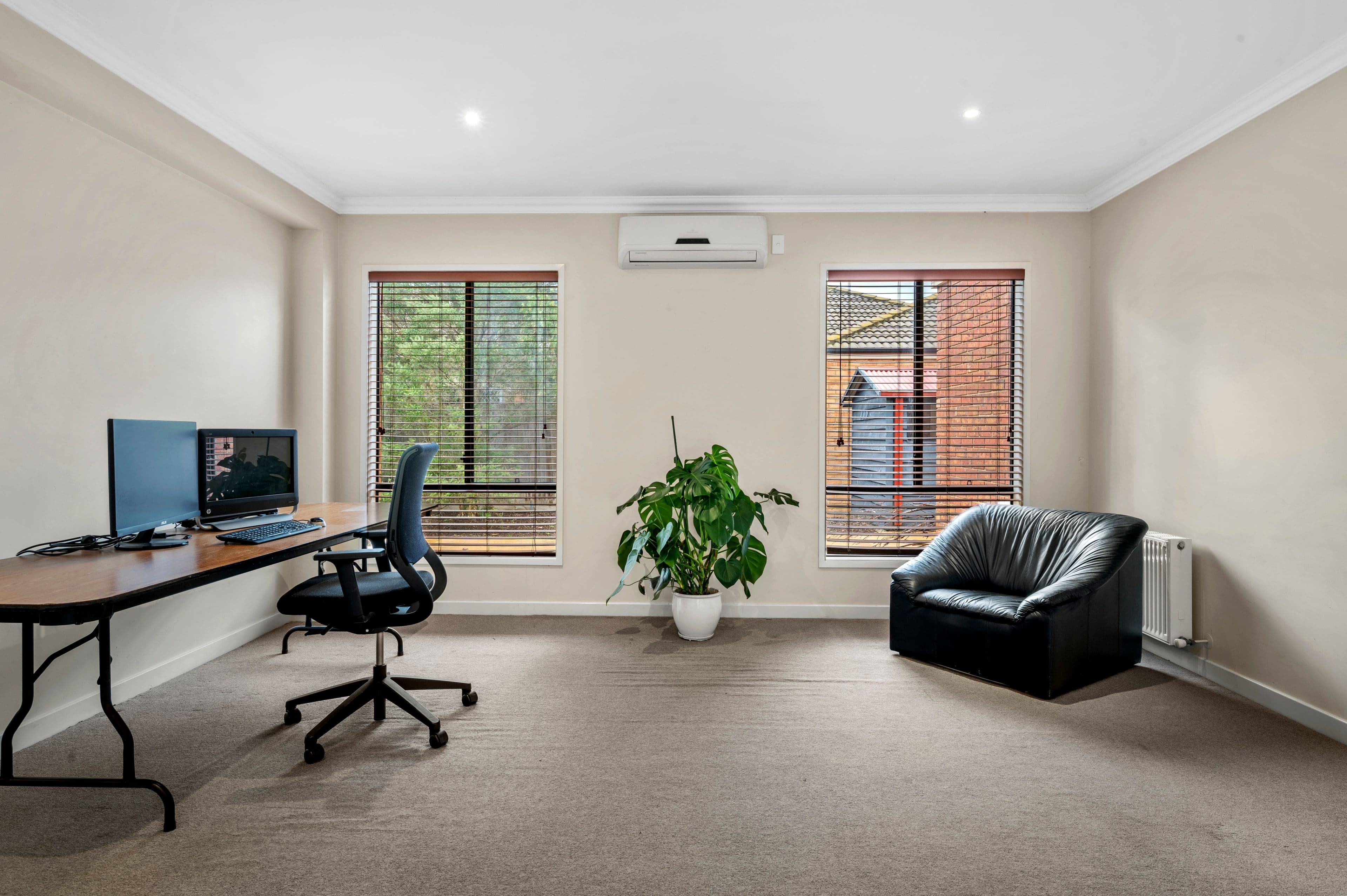 13 Carlyon Close, Melton West VIC 3337, Melton West - Thumbnail 3