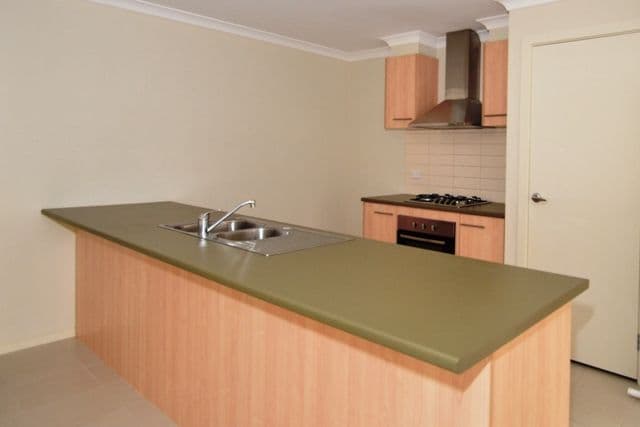 9 Coleridge Way, SOUTH MORANG VIC 3752, South Morang - Thumbnail 4