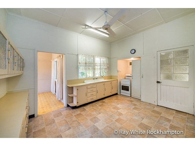 19 Alexandra Street, PARK AVENUE QLD 4701, Park Avenue - Thumbnail 2