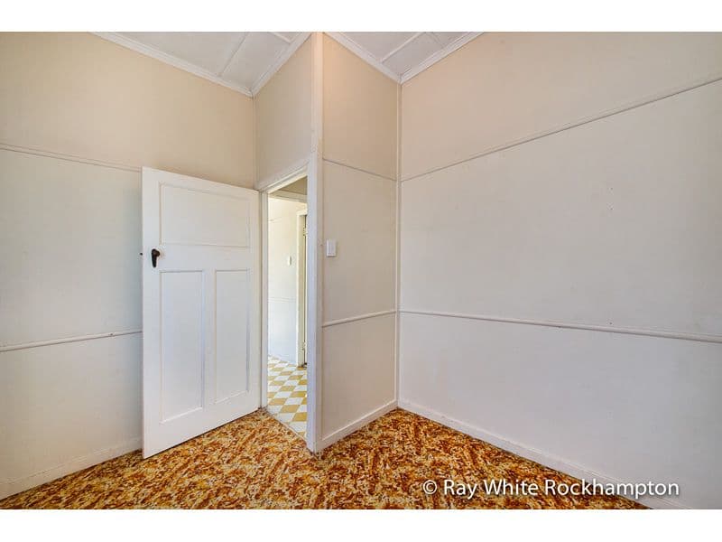 19 Alexandra Street, PARK AVENUE QLD 4701, Park Avenue - Thumbnail 6