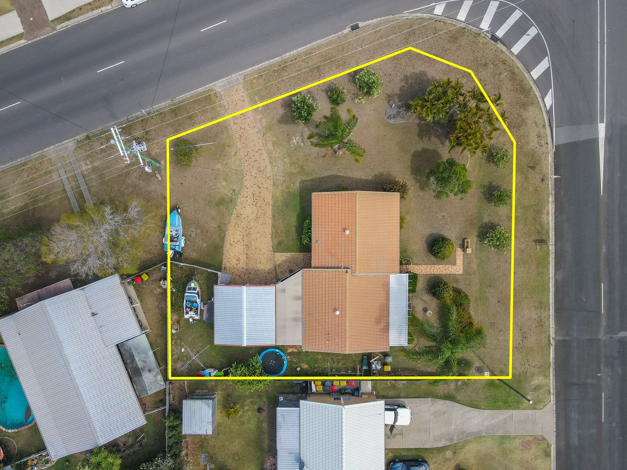 46 Wattle Street, Point Vernon QLD 4655, Point Vernon - Thumbnail 2
