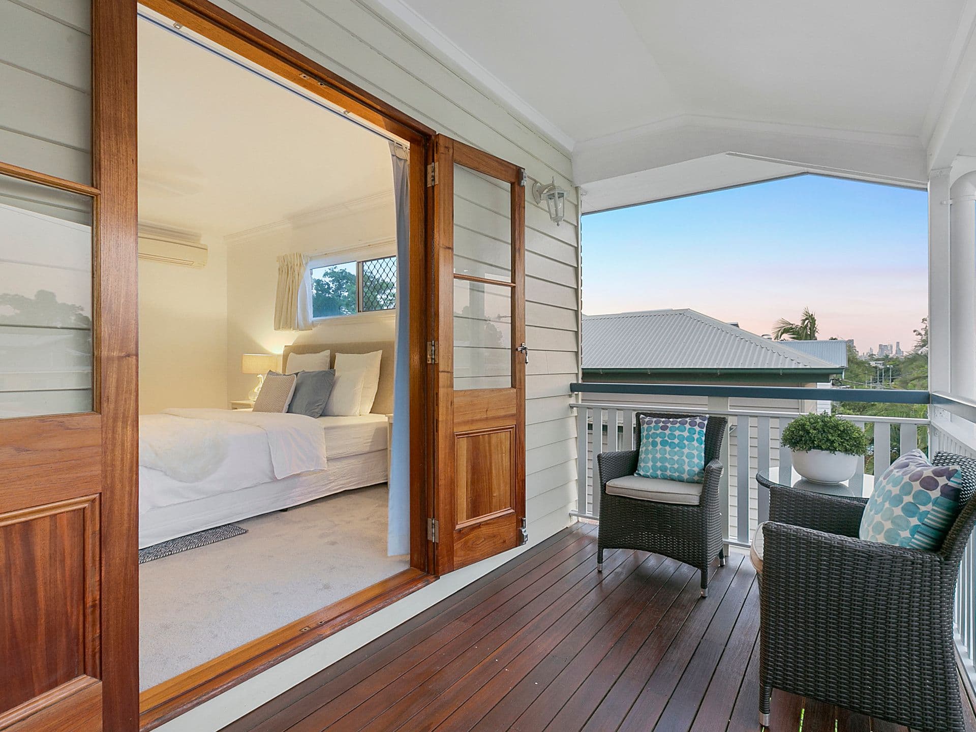 1 Biarra Street, Yeerongpilly QLD 4105, Yeerongpilly - Thumbnail 4