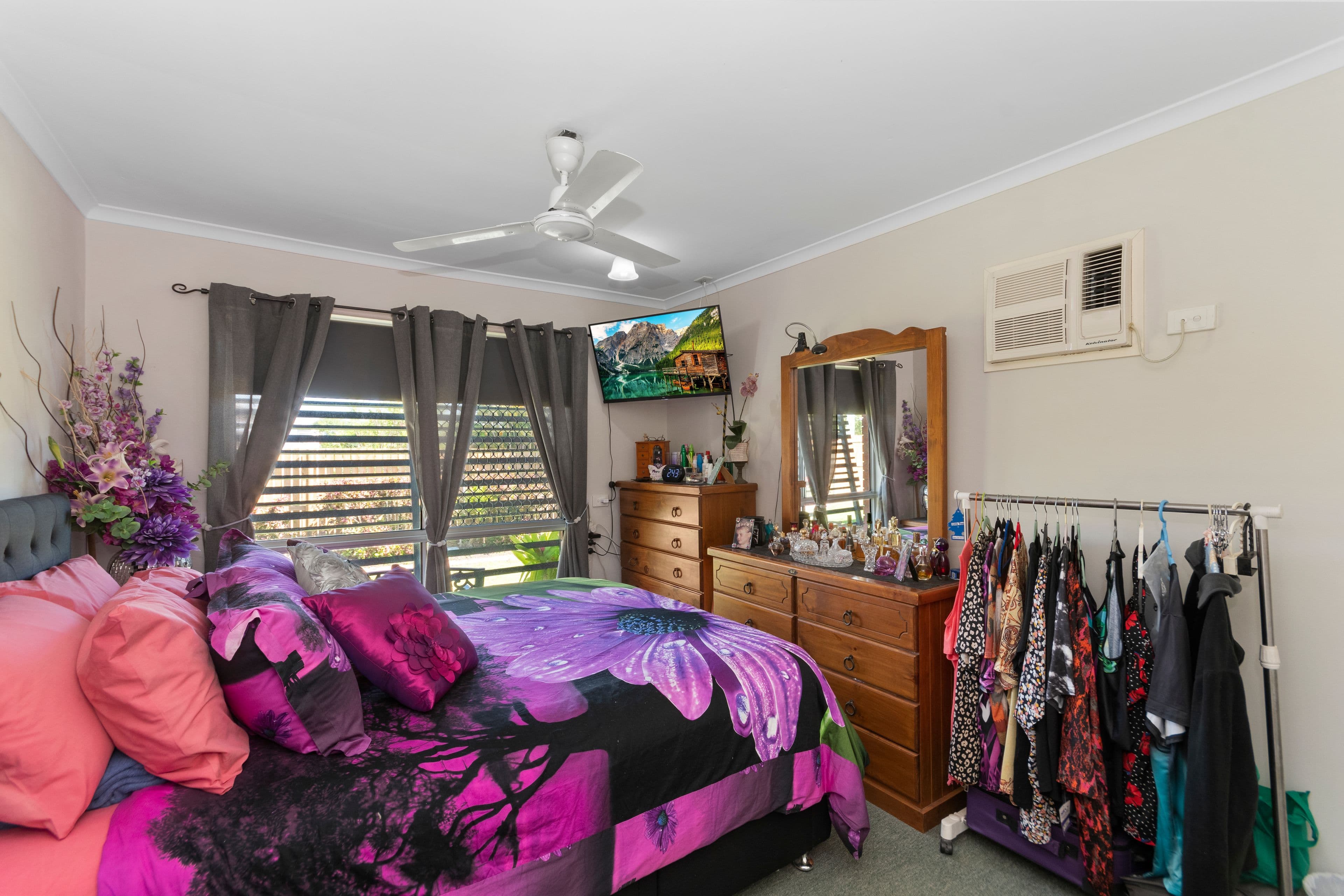 28 Josephine Crescent, Rasmussen QLD 4815, Rasmussen - Thumbnail 4