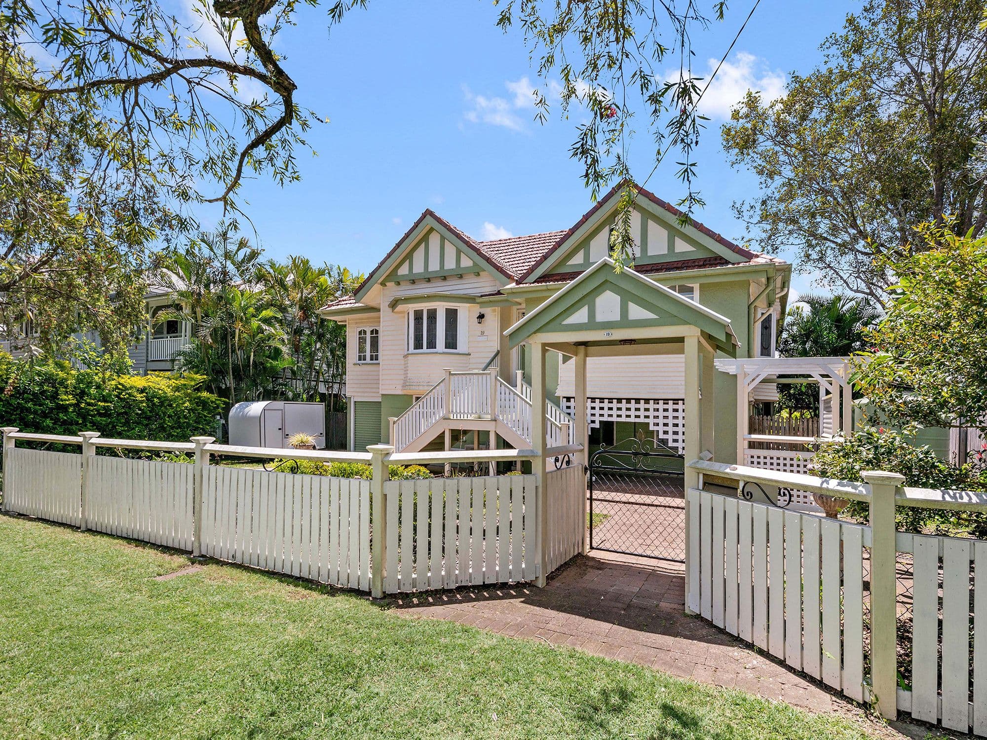 19 Weinholt Street, Sherwood QLD 4075, Sherwood - Image 1